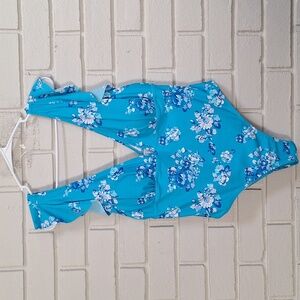 Cupshe Blue Floral One-Piece Swimsuit.  Size 1X NWT